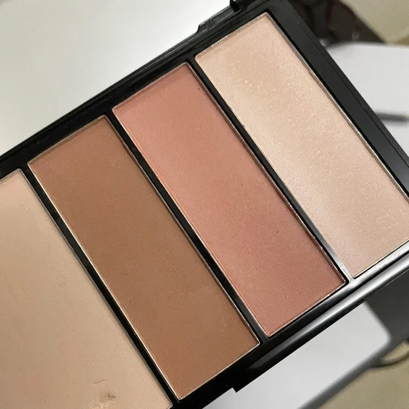 Revolution protection palette 7 in 1 - Picture 12 of 14